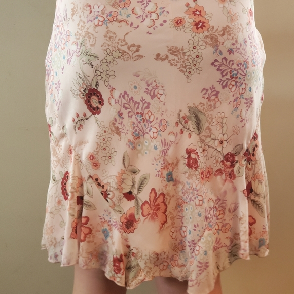 Mandees Pink Floral Skirt - Picture 4 of 9
